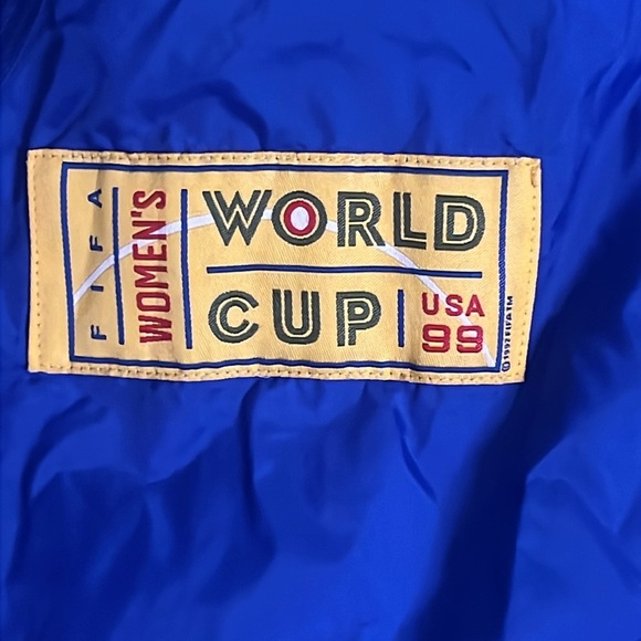 MINT Vintage FIFA Women’s World Cup USA ‘99 Windbreaker - Picture 2 of 16